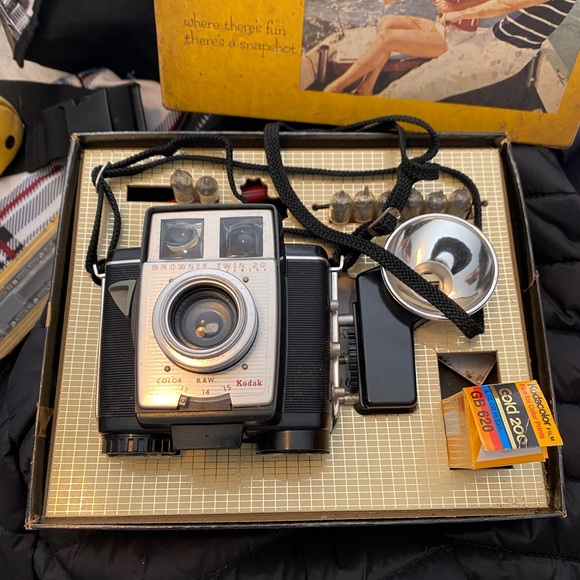 vintage film camera - Picture 2 of 11
